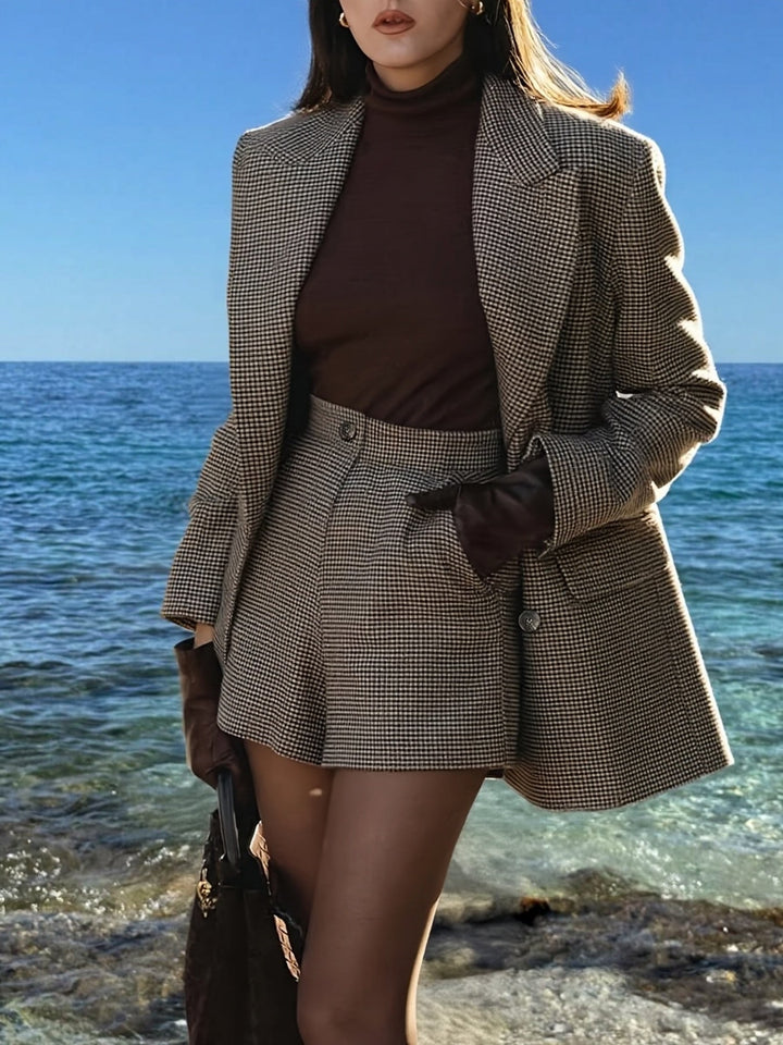 Tea – completo donna con blazer doppiopetto e shorts pied de poule