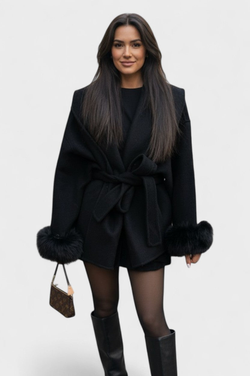 Dagmar | elegante cappotto con pelliccia ecologica