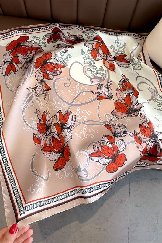 Filippa | sciarpa di seta theresa