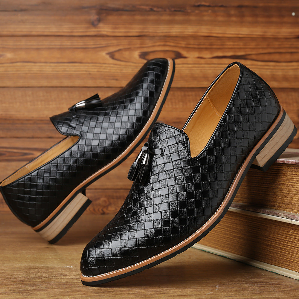 Cesario | mocassini uomo in pelle intrecciata con nappine – mocassini eleganti