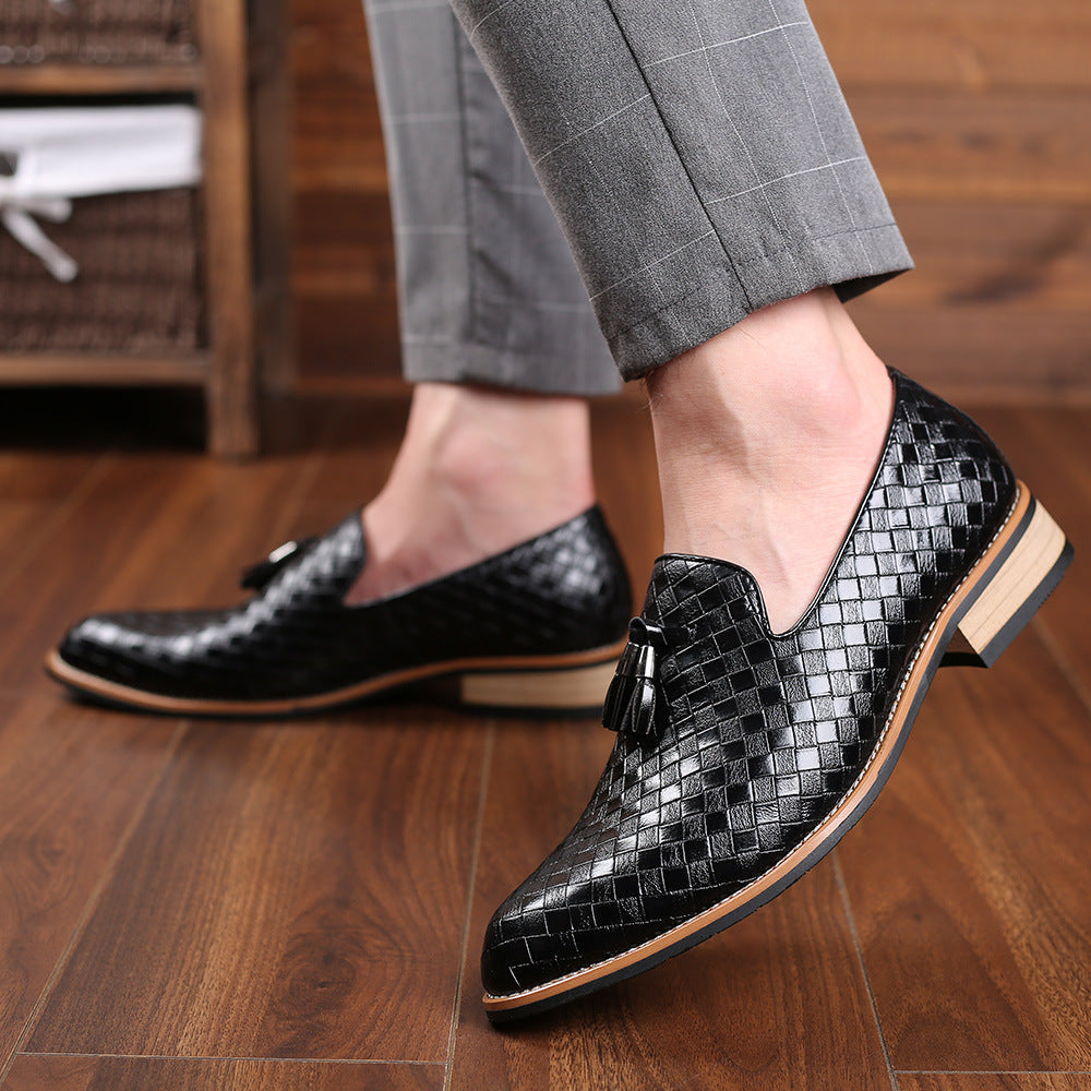 Cesario | mocassini uomo in pelle intrecciata con nappine – mocassini eleganti