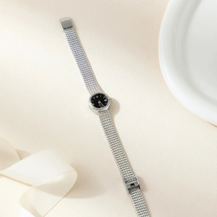 Sara | orologio minimalista
