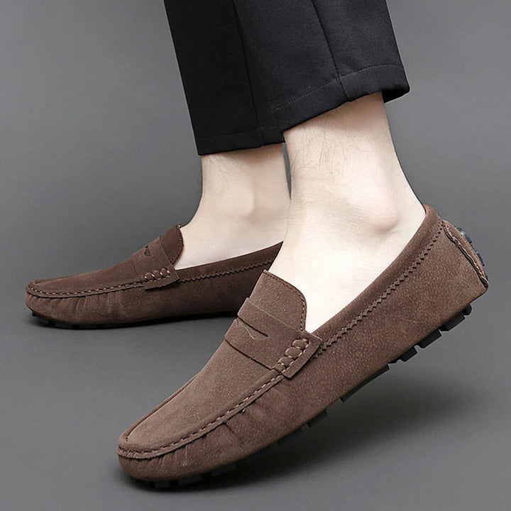 Suedesko båd loafers