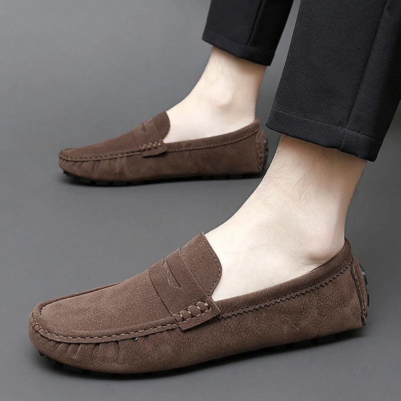 Suedesko båd loafers