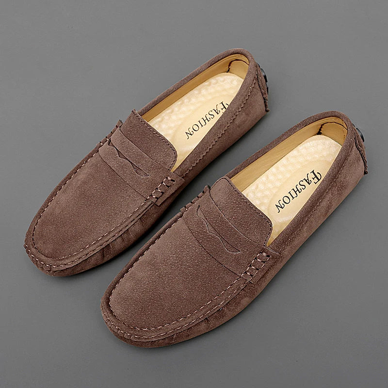 Suedesko båd loafers