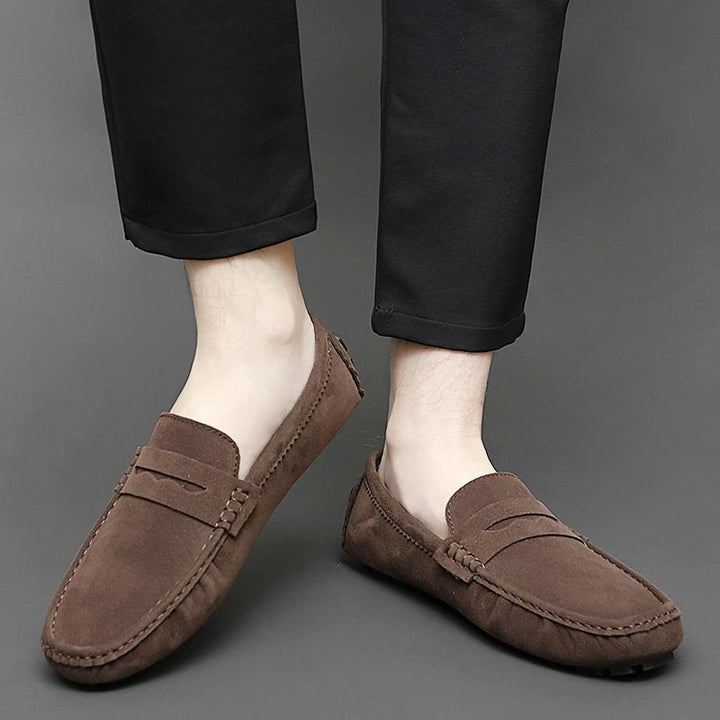 Suedesko båd loafers