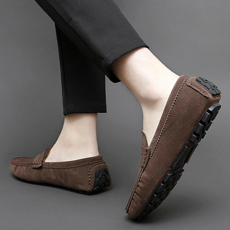 Suedesko båd loafers