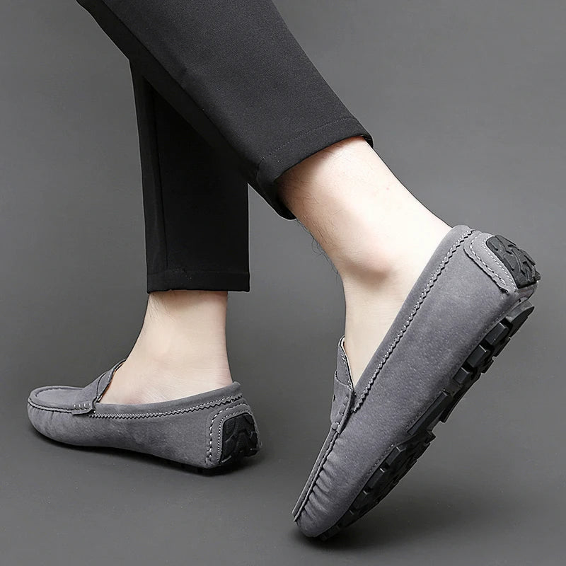 Suedesko båd loafers