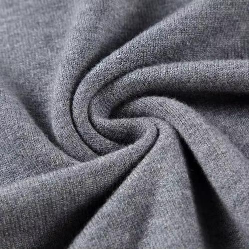 Claudio – scaldacollo uomo in maglia di cashmere