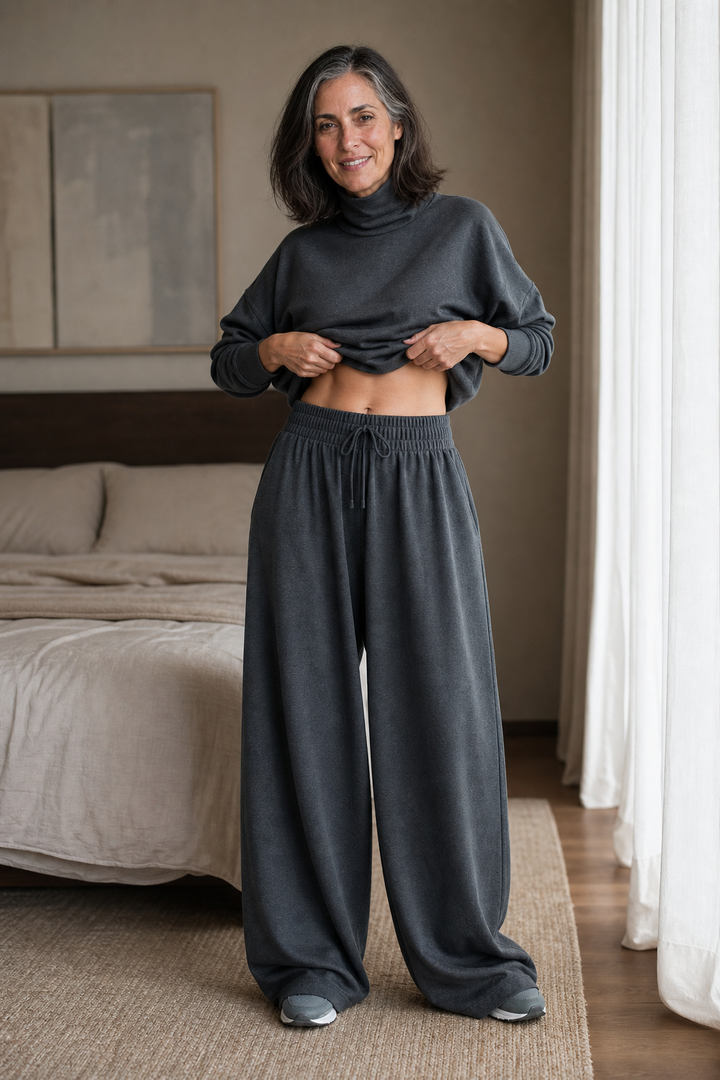 Paola | completo donna maglione collo alto e pantaloni larghi – set in maglia