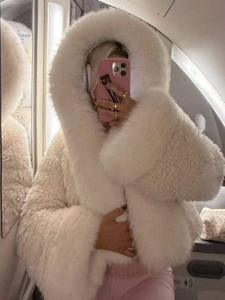 Chiara | cappotto con cappuccio in pelliccia