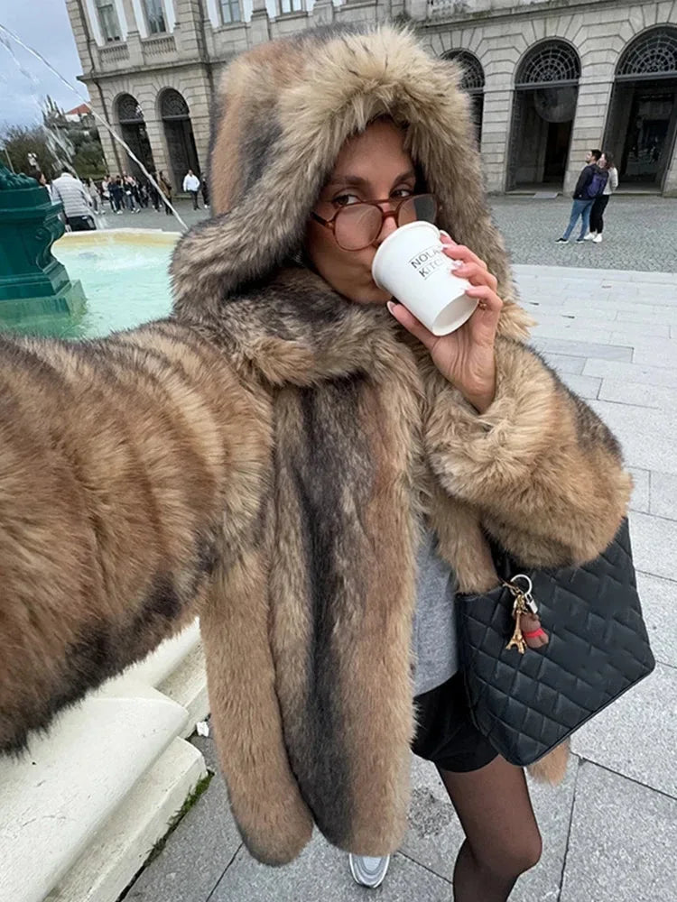 Diana | cappotto lungo con cappuccio foderato