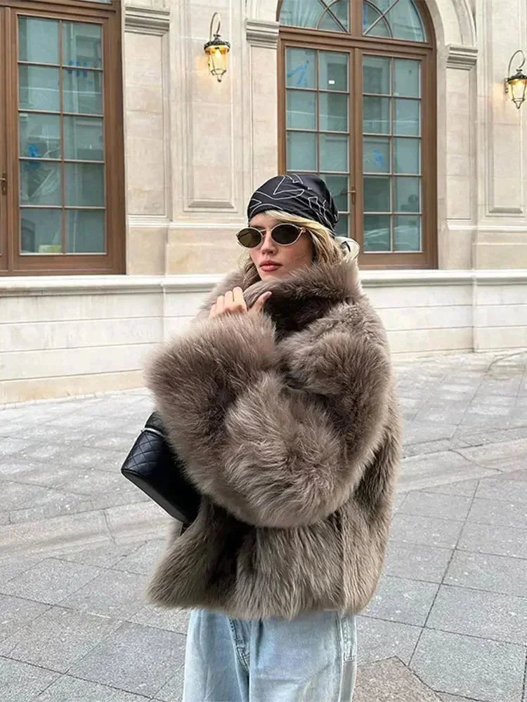 Valentina | cappotto in pelliccia sintetica a maniche lunghe