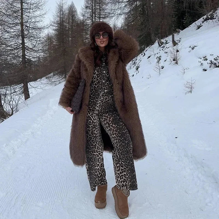 Ludovica | cappotto lungo in pelliccia sintetica