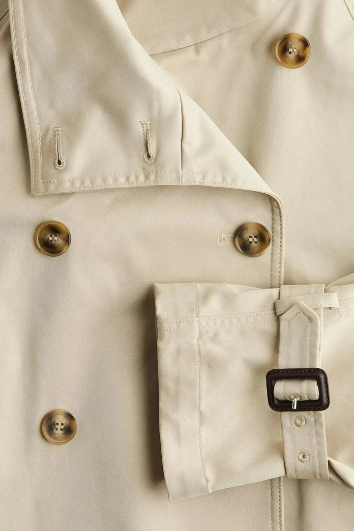 Eleonora | trench con collo alto e cintura